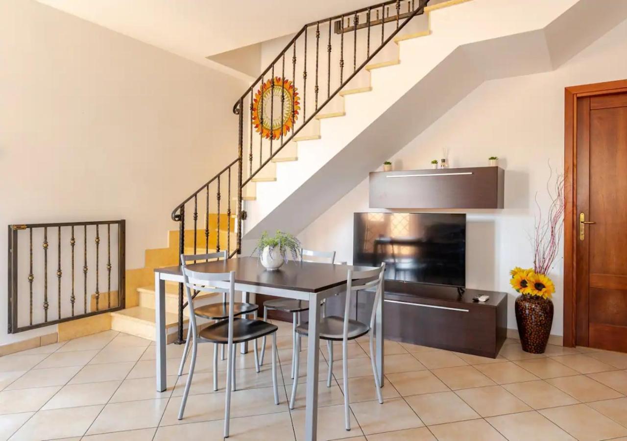 Garden Villa - Free Parking, Wi-Fi E Netflix Fiumicino Exterior photo