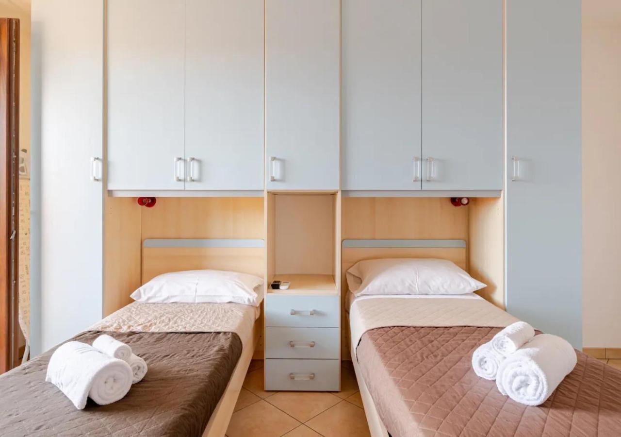 Garden Villa - Free Parking, Wi-Fi E Netflix Fiumicino Exterior photo