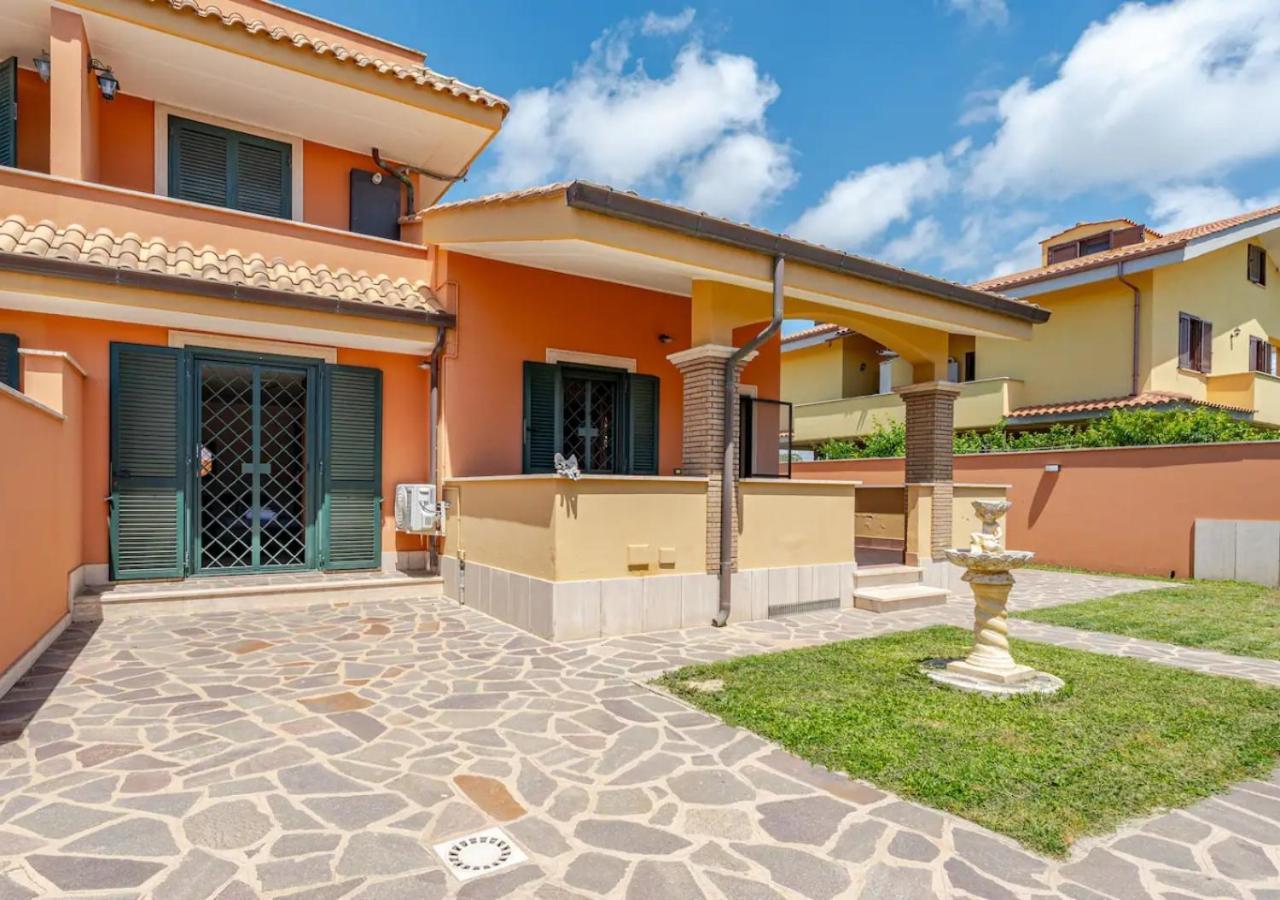 Garden Villa - Free Parking, Wi-Fi E Netflix Fiumicino Exterior photo