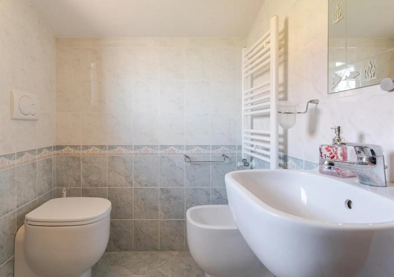 Garden Villa - Free Parking, Wi-Fi E Netflix Fiumicino Exterior photo