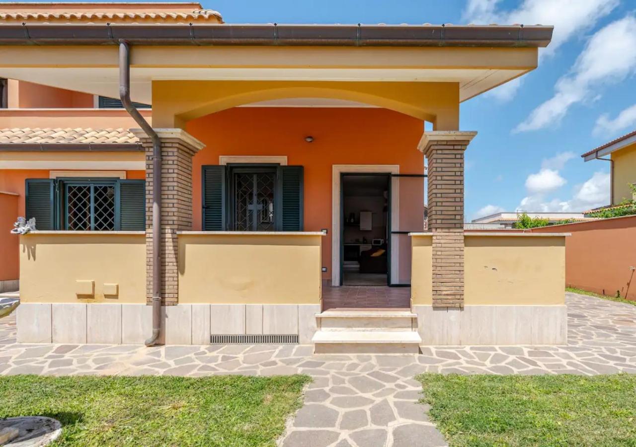 Garden Villa - Free Parking, Wi-Fi E Netflix Fiumicino Exterior photo